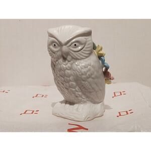 Owl Pin Cushion - Porcelain